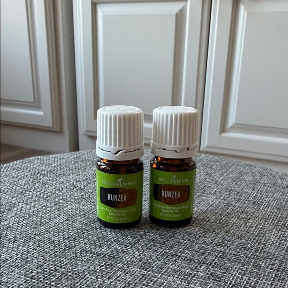 Young Living 5ml Kunzea Essential Oil Duo with Green Labels